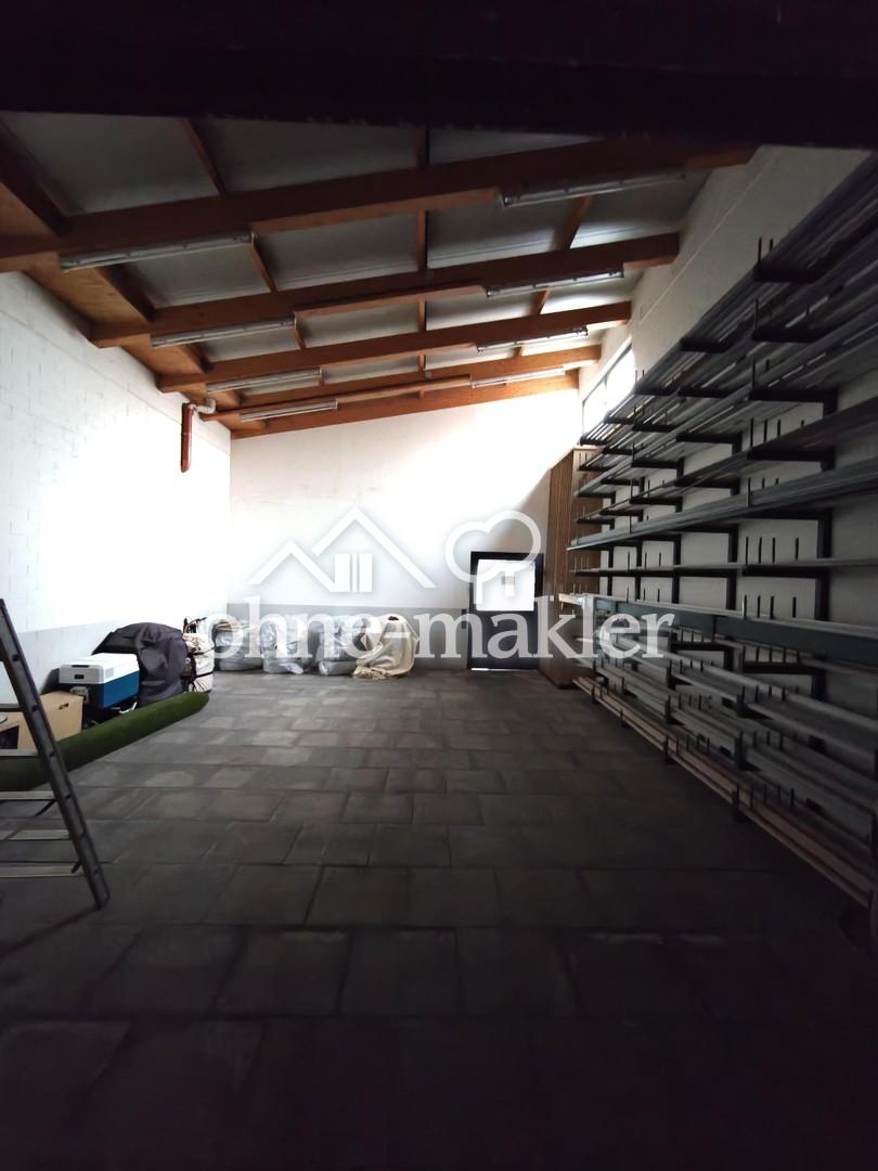 Halle 2 - Decke über 5 Meter