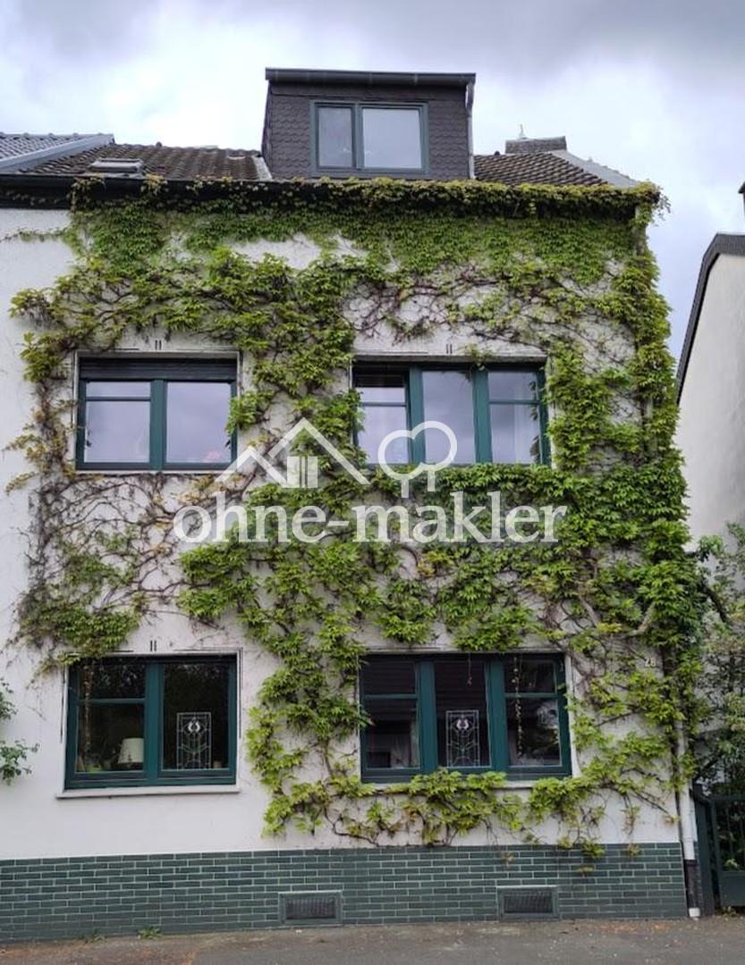 Ansicht von der Straßenseite