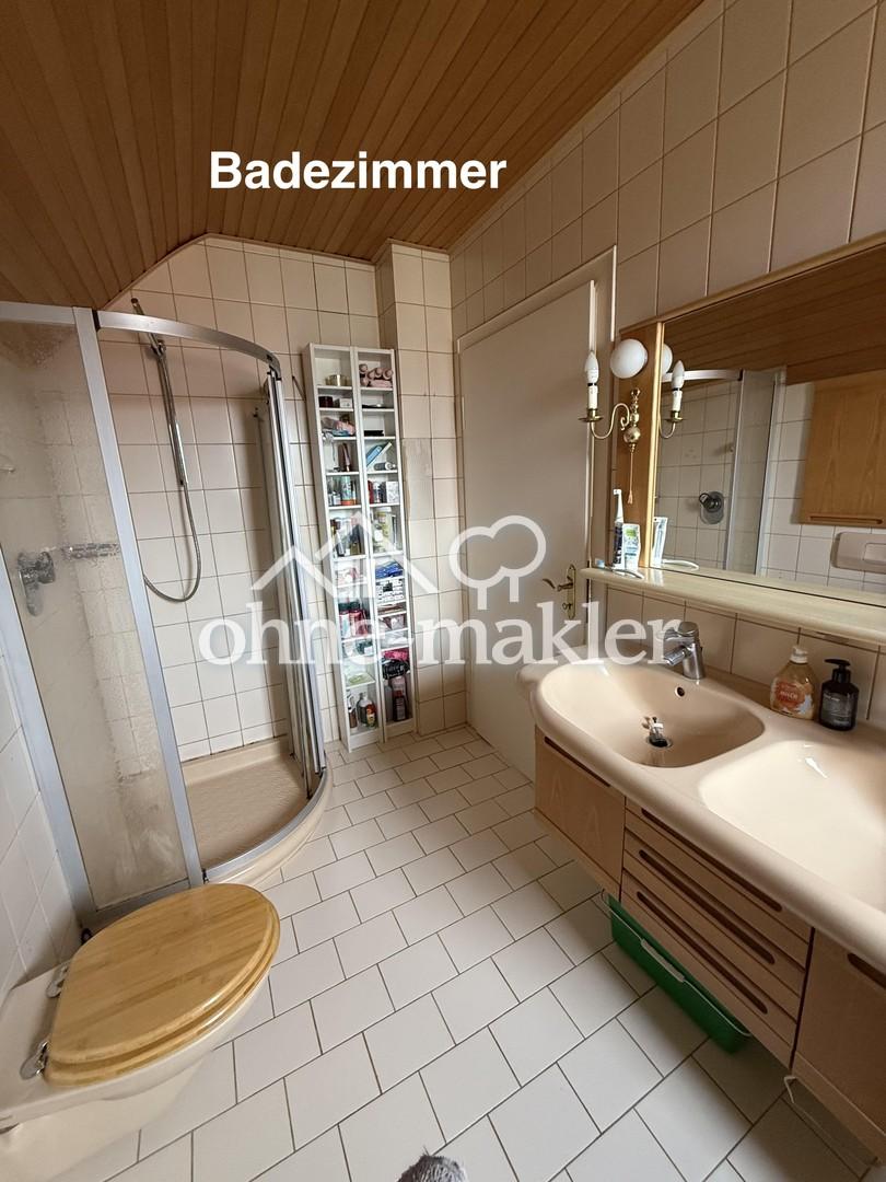 Badezimmer 1. OG