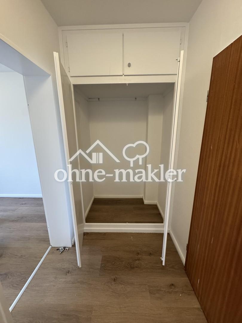Einbauschrank