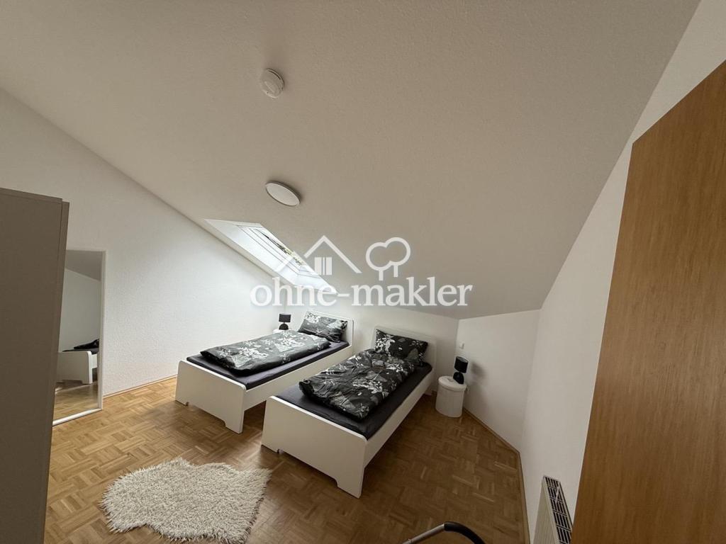 Schlafzimmer 01
