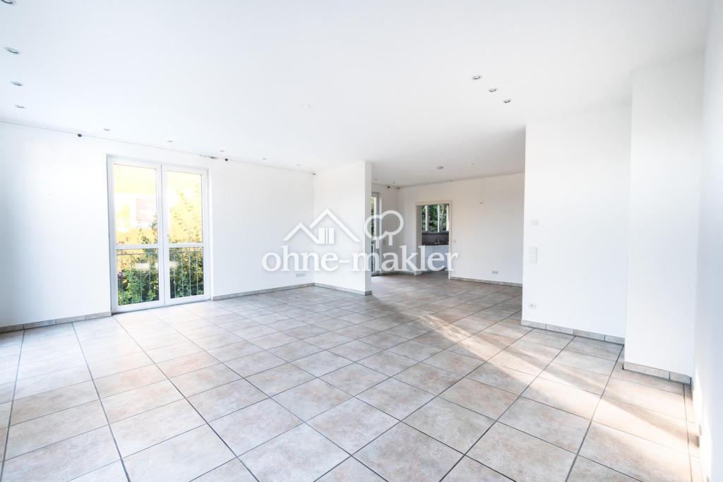Helle Etagenwohnung mit Panoramablick - Photo 1