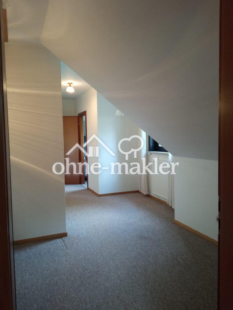 Nähzimmer / Zugang WC im OG