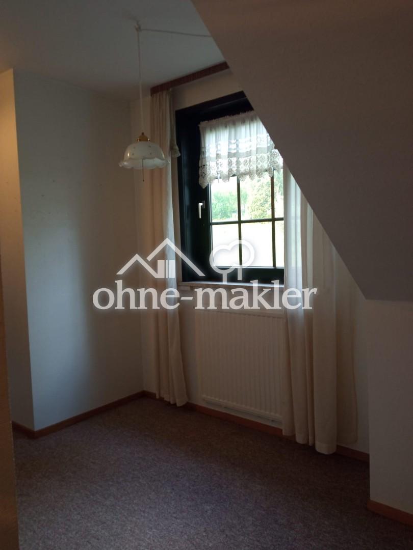 Nähzimmer - Gaube zur Straße