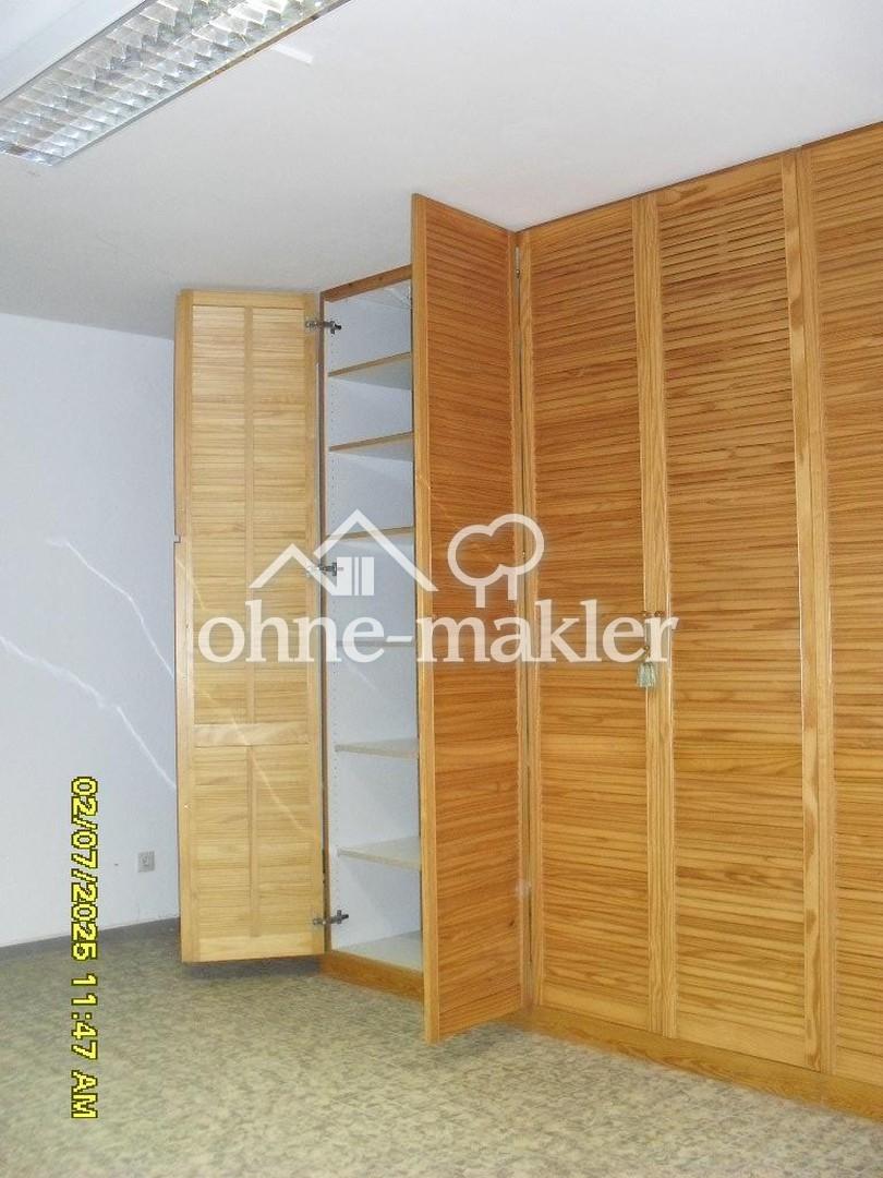 Pausraum im UG - m EB-Schrank 