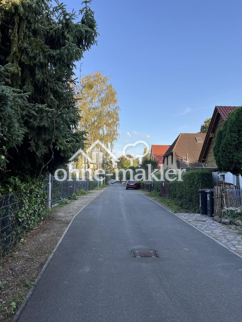 Straße zum Grundstück