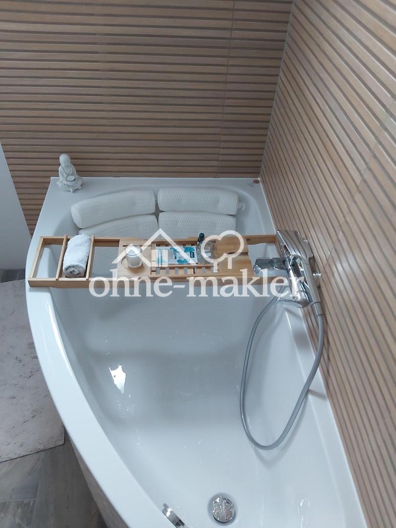 Spa-Badewanne Bad unten