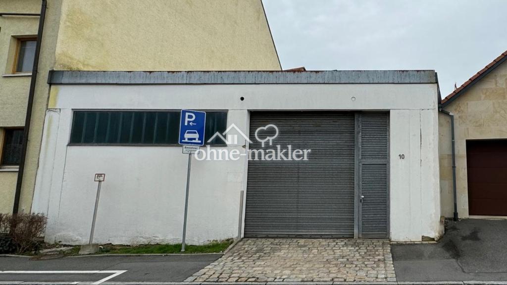 Lagerhalle von außen