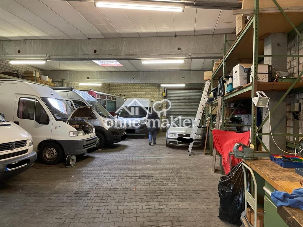 Lagerhalle von innen