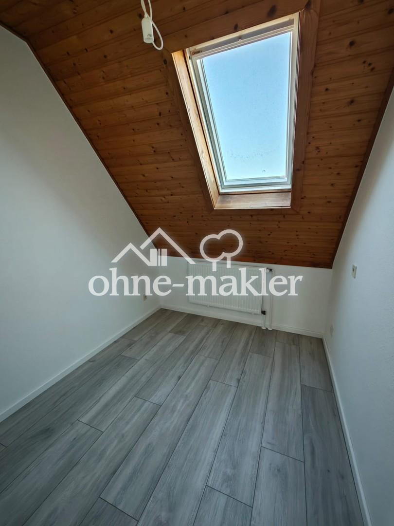 Schlafz. Kind ca. 2,2 x 2,8 m