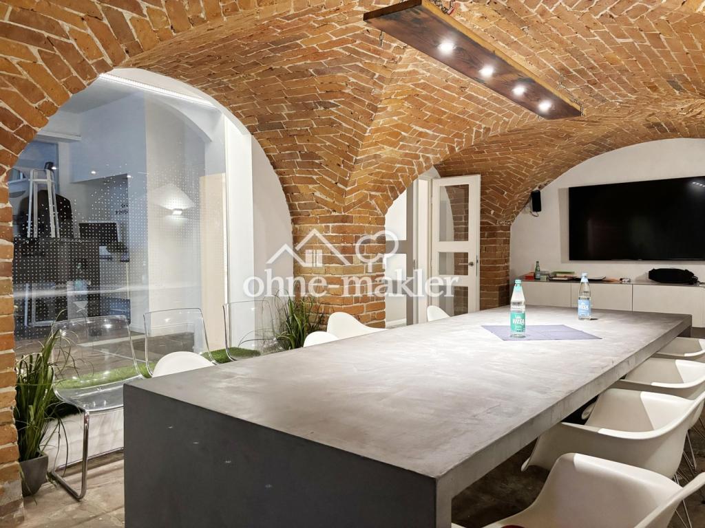 Büro/Besprechung