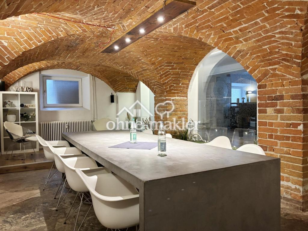 Büro/Besprechung