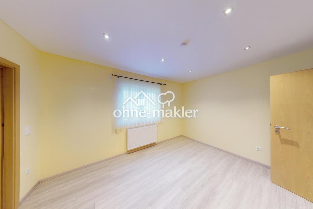 Elternschlafzimmer + Ankleide