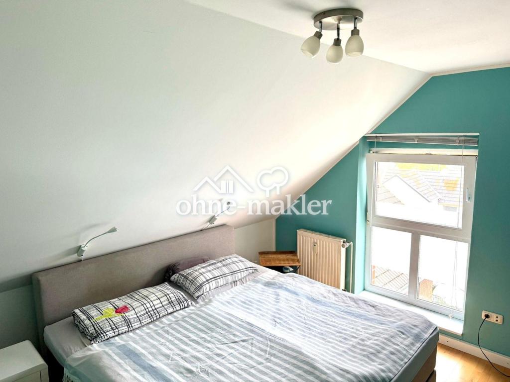 Kinder-/Schlafzimmer