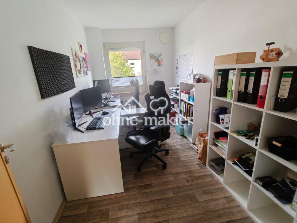 Büro/Kinderzimmer