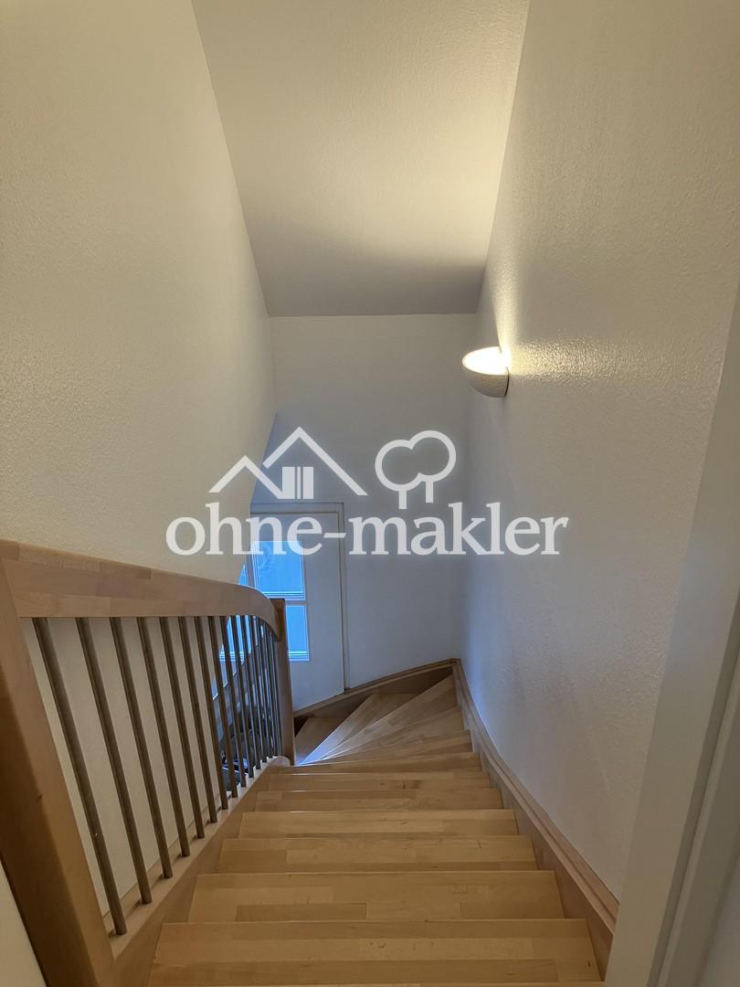Treppe zum DG