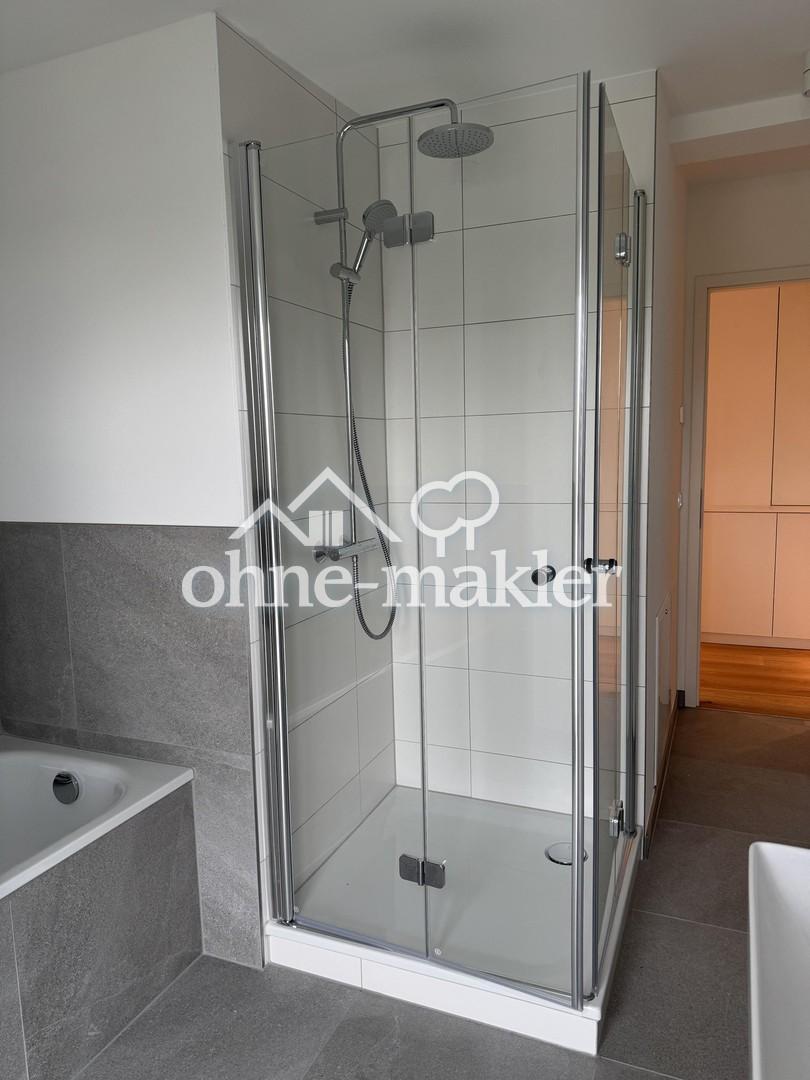 Dusche / Duschkabine Glas