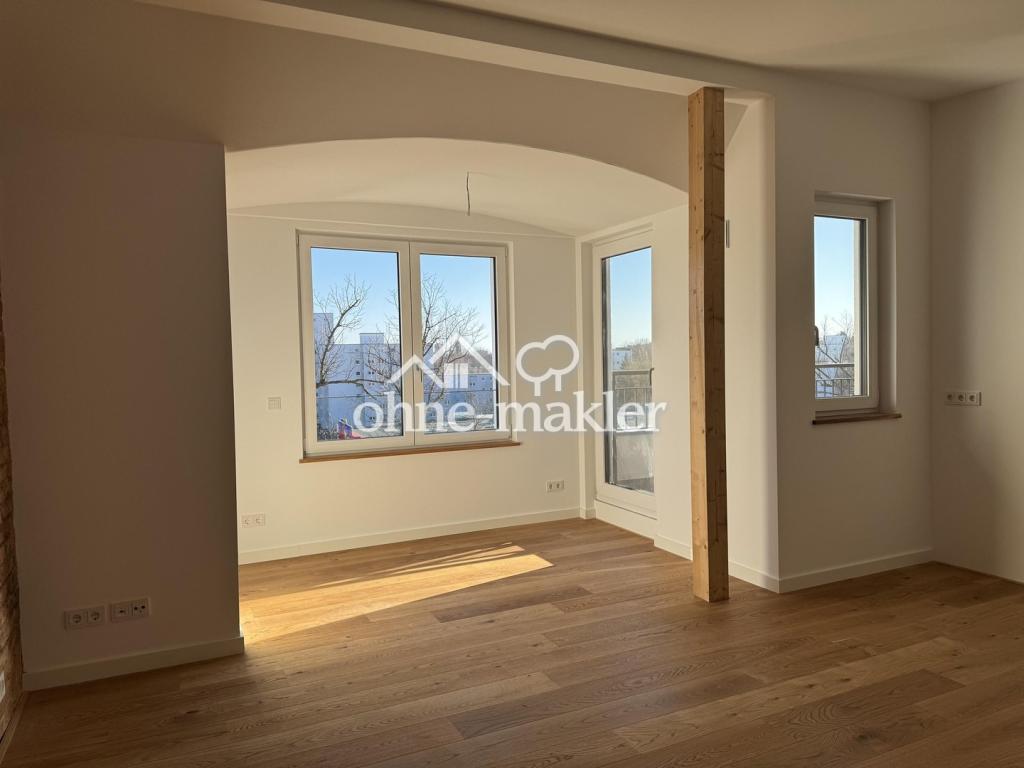 Wohnzimmer mit Erker