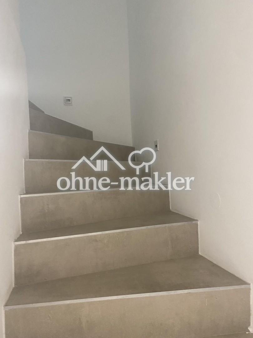 Treppe UG