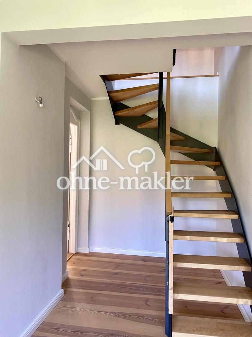 Treppe zum DG