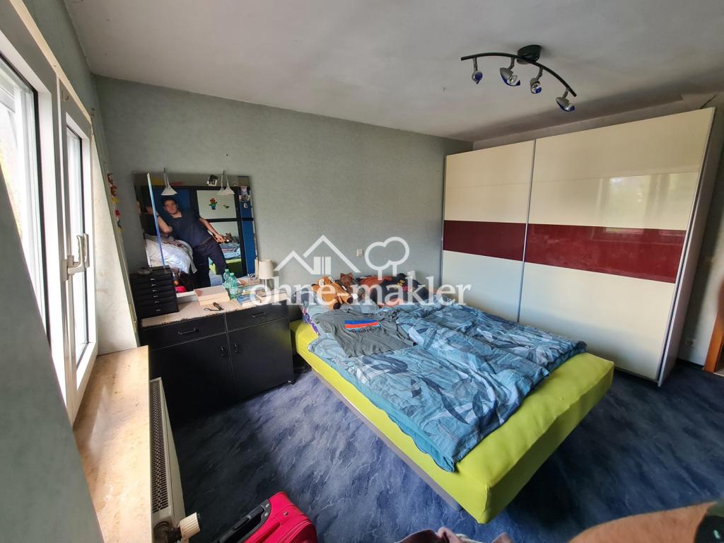 Schlafzimmer1