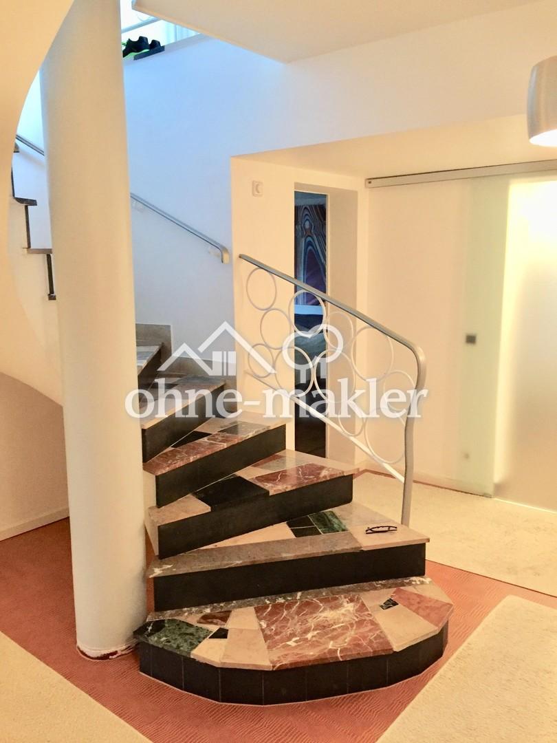 Treppe UG