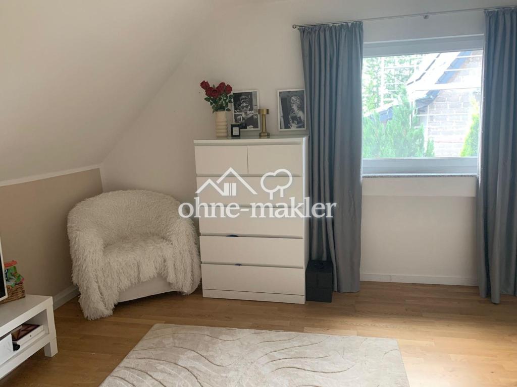 Schlafzimmer vordere Wohnung2