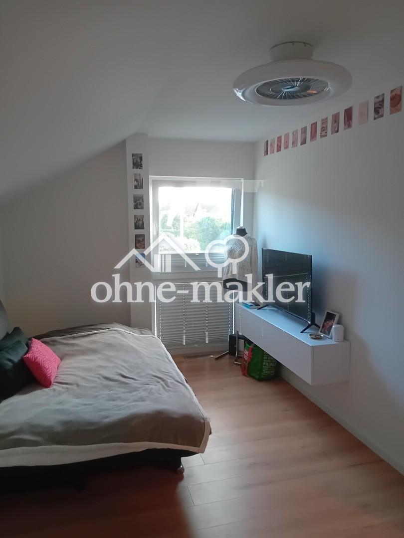 Schlafzimmer III