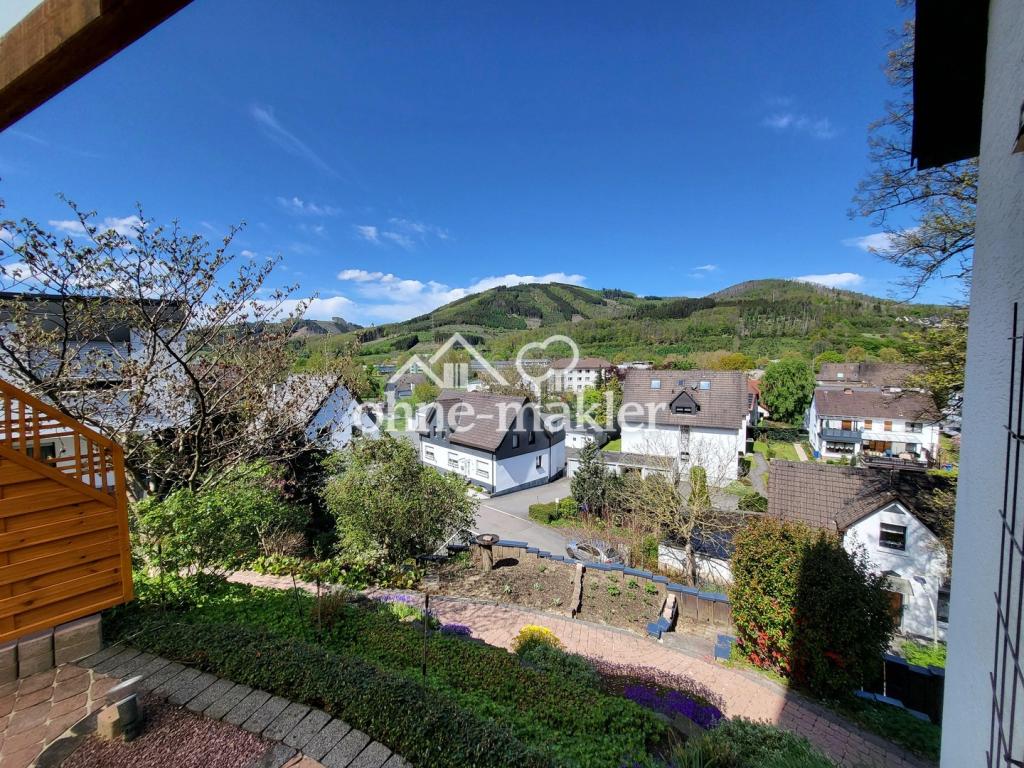 Blick von Terrasse ins Tal