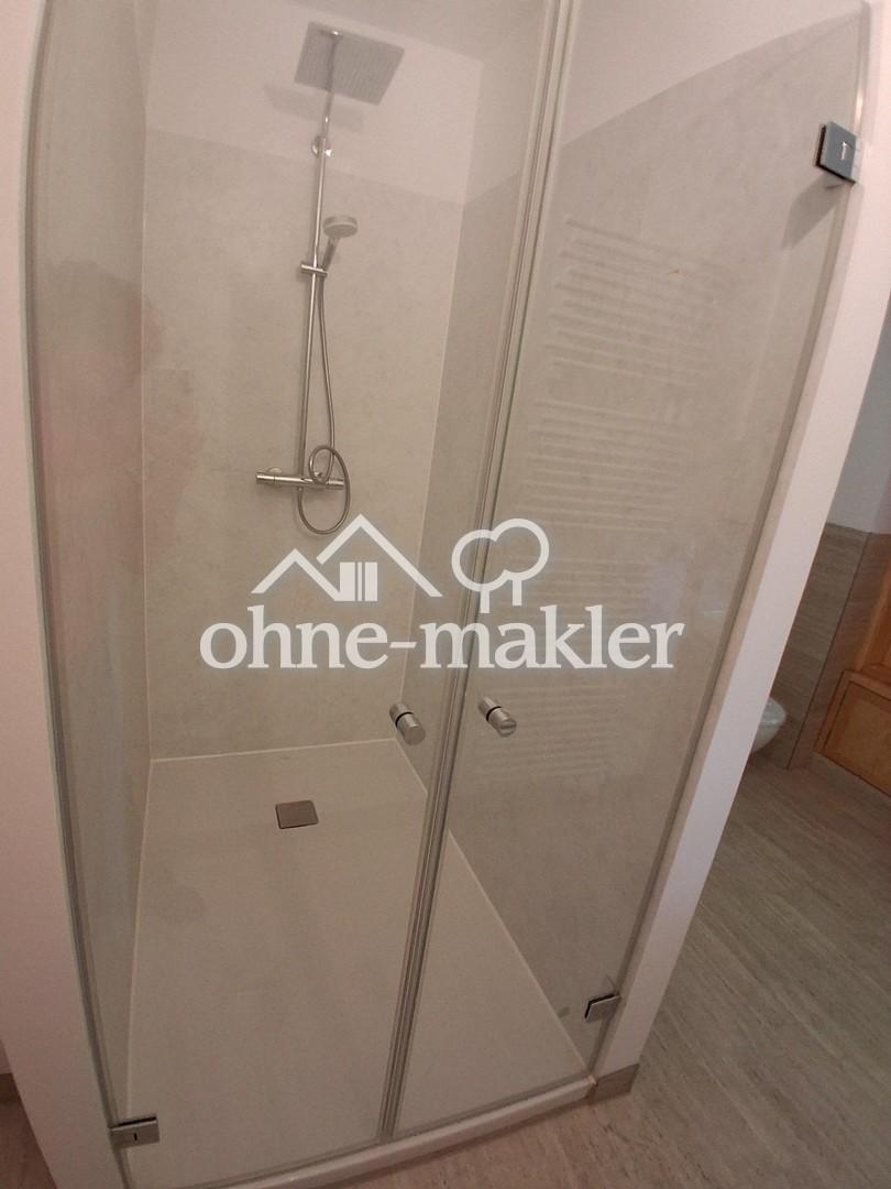 Schöne neu errichtete 3 bis 4 Zimmer-Dachgeschosswohnung mit geh. Innenausstattung und Dachterrasse - Foto 4