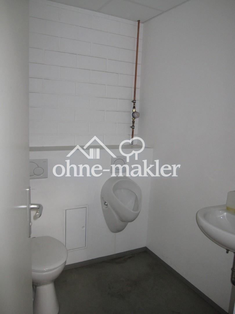 Hallen-WC