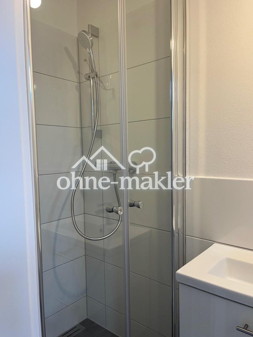 Bad zu Schlafzimmer 3