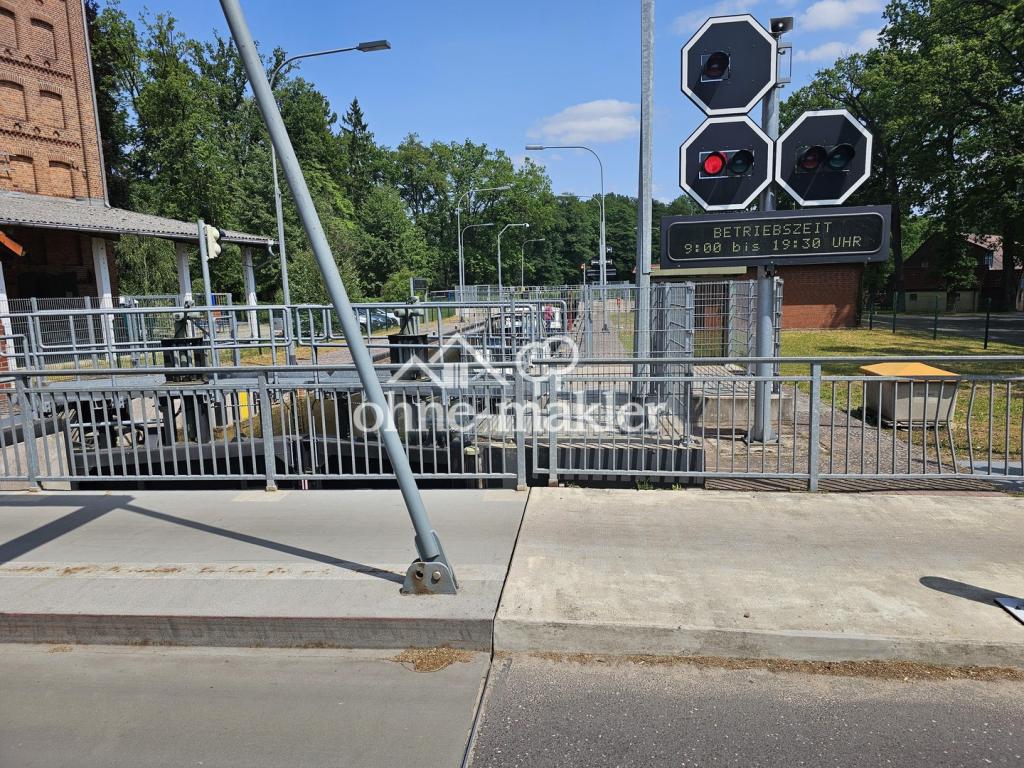 Eine Bootshebeanlage