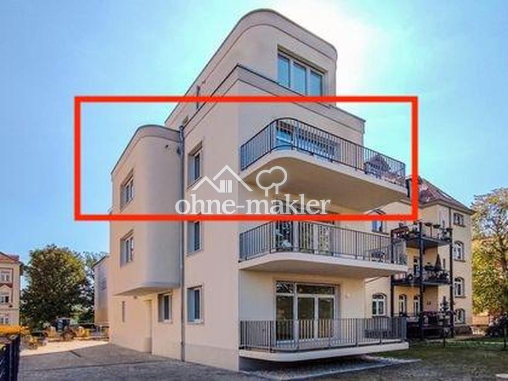 Rückseite & Seitenansicht Haus