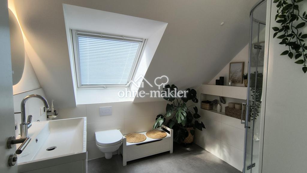 Badezimmer DG