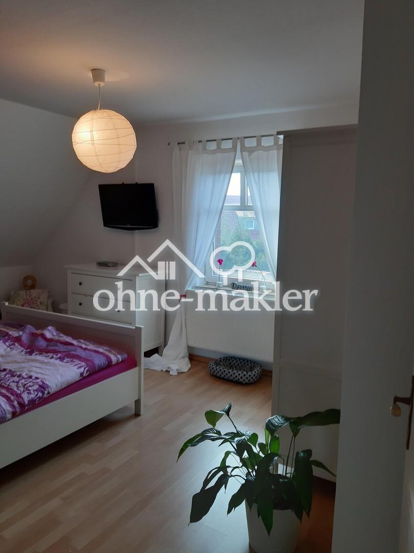Schlafzimmer DG