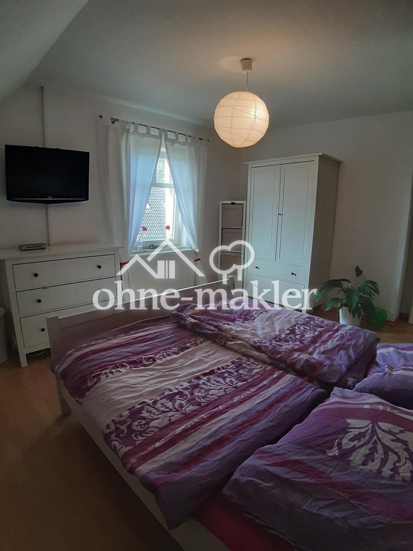 Schlafzimmer DG