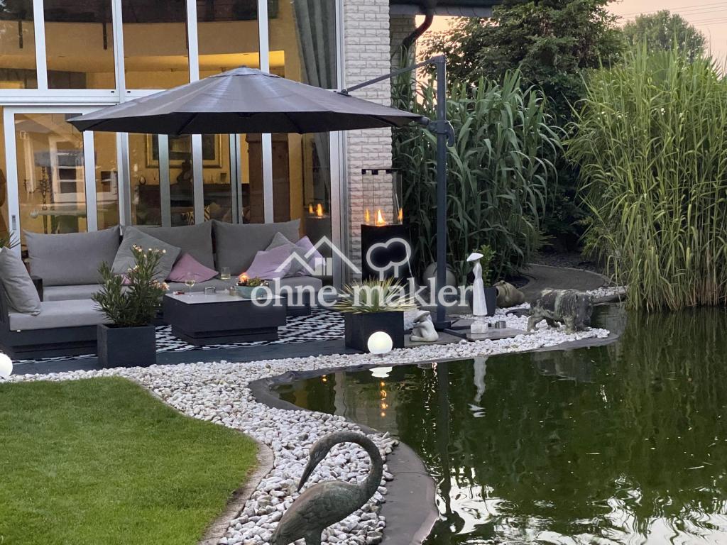 Terrasse Wohnzimmer/Koi Teich