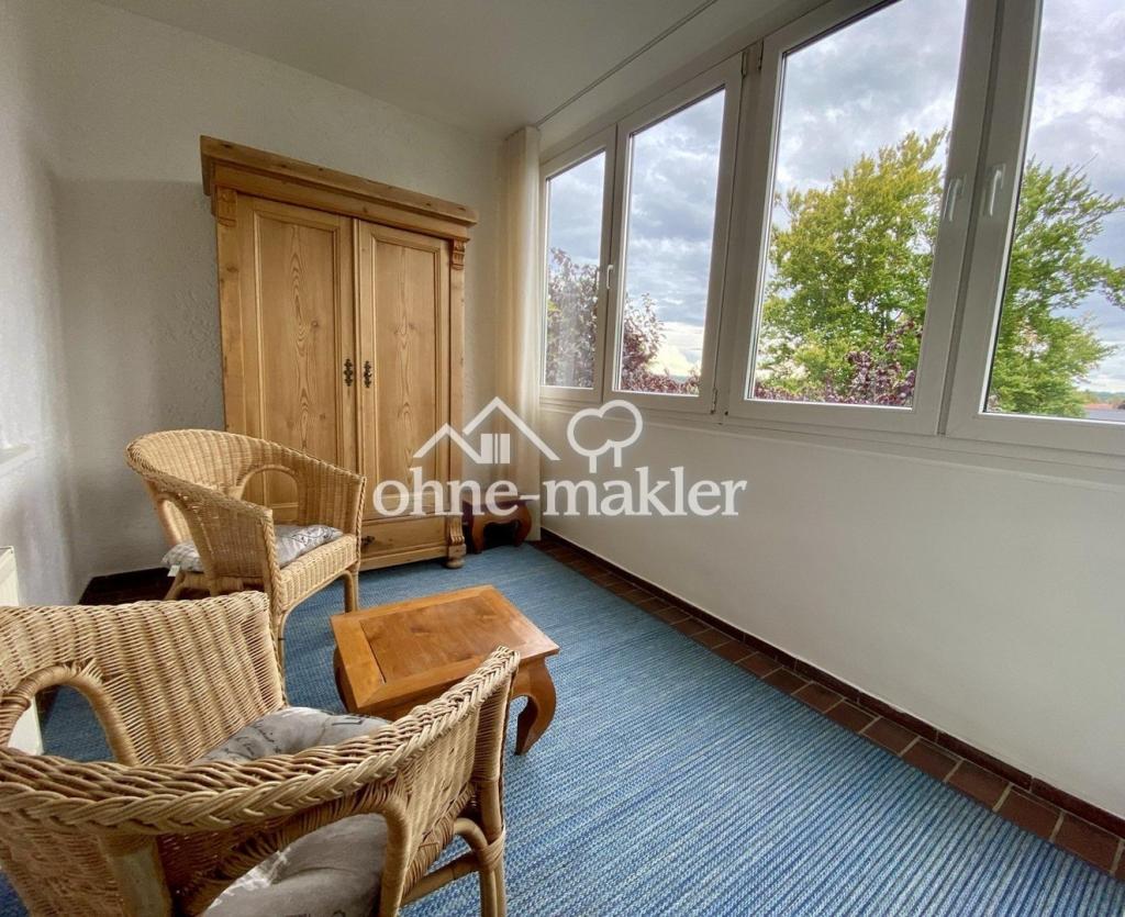 Helle 2 Zimmerwohnung mit Wintergarten, möbiliert - Foto 1