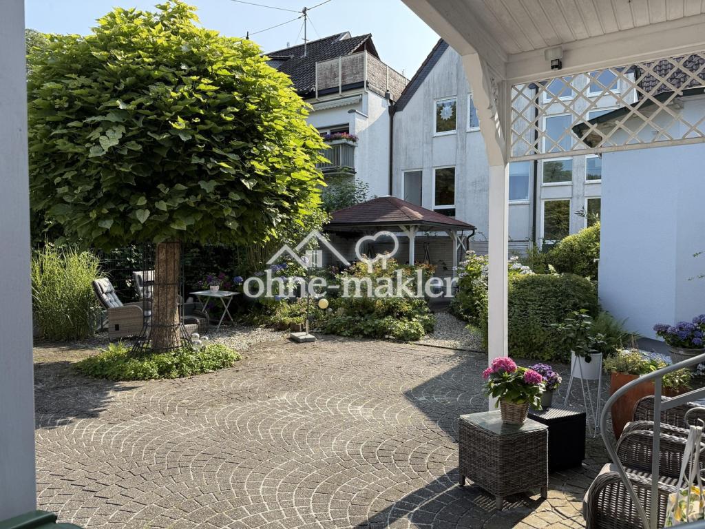 Hof-Gartenbereich
