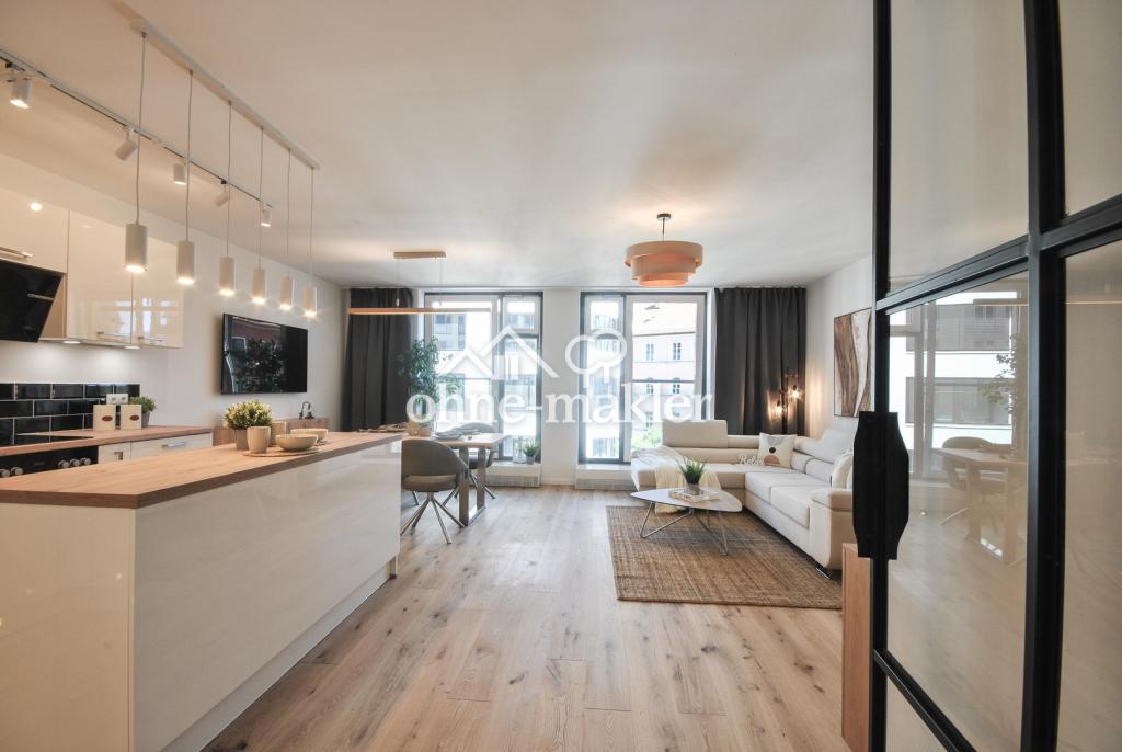 Wohnzimmer Sicht zum Fenster