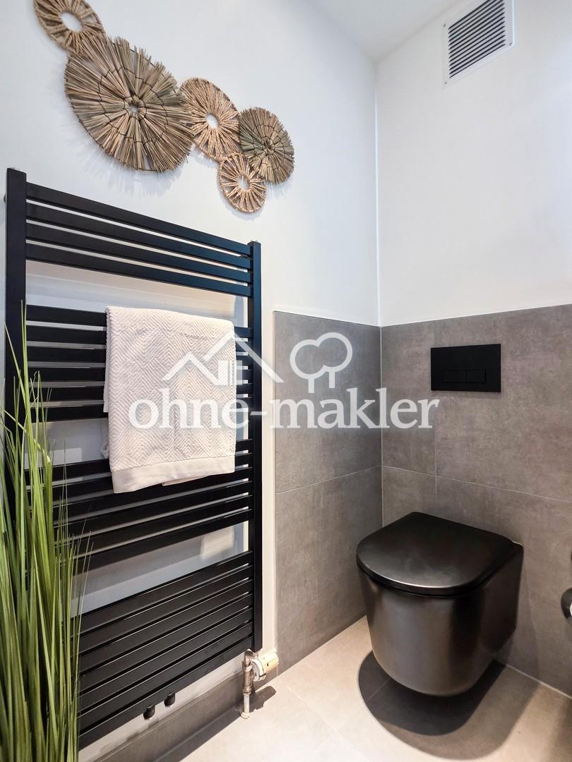 Handtuchtrockner + WC