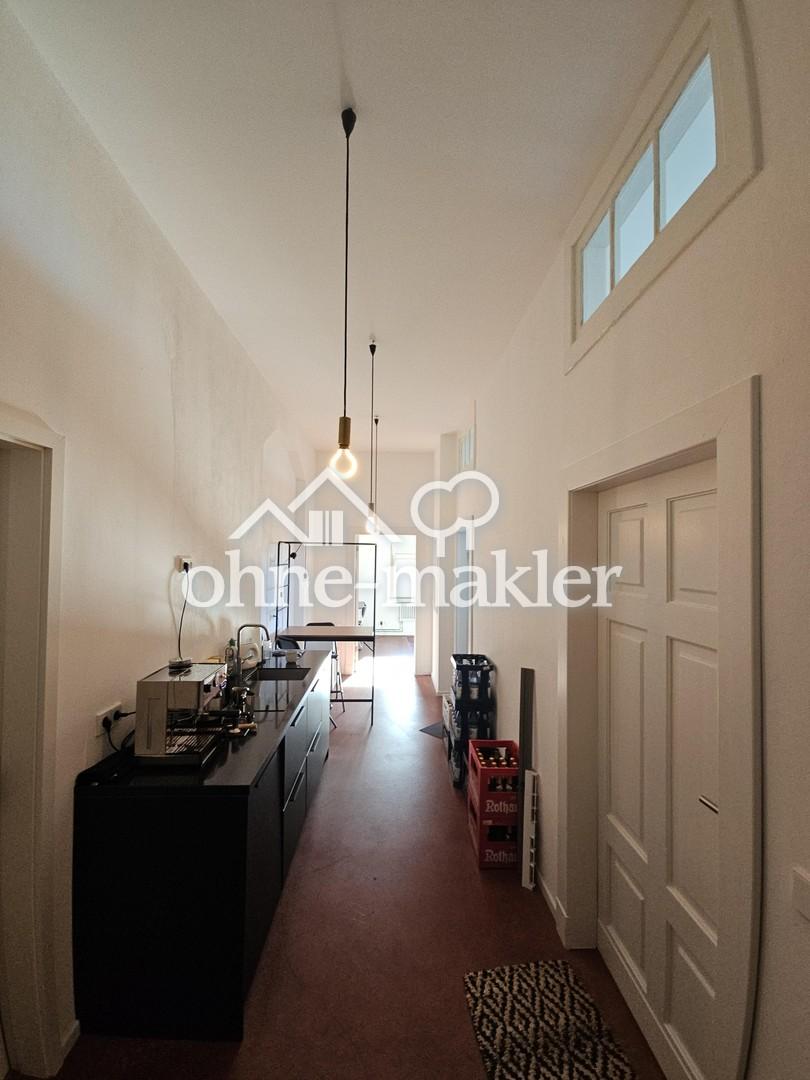 Küchenzeile mit Flur