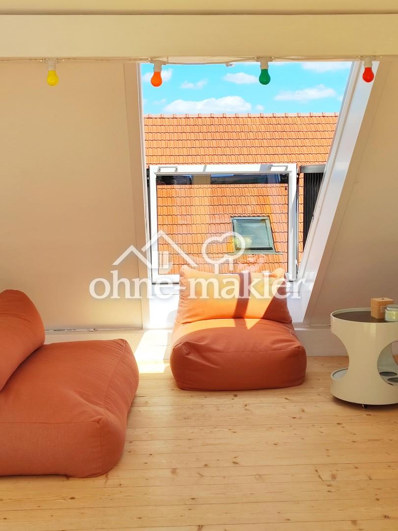 1 Dachbalkon nach Osten