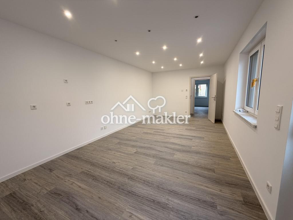 Doppelhaushälfte Erdgeschosswohnung kernsaniert mit Garten und Garage - Photo 2