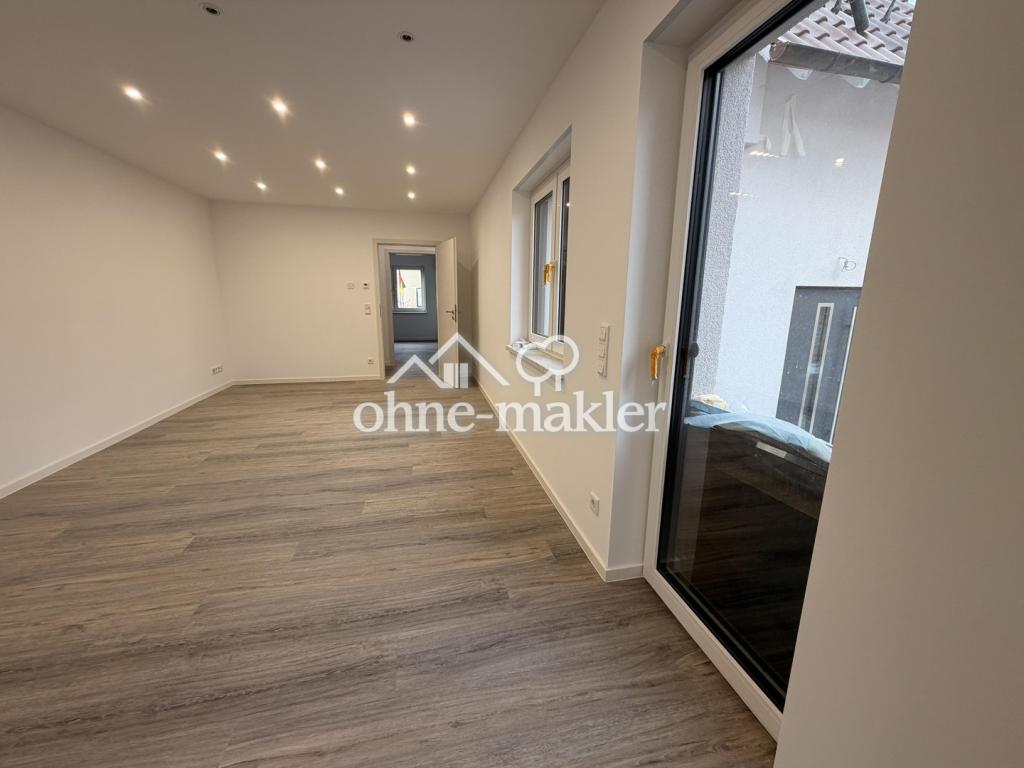 Doppelhaushälfte Erdgeschosswohnung kernsaniert mit Garten und Garage - Foto 2