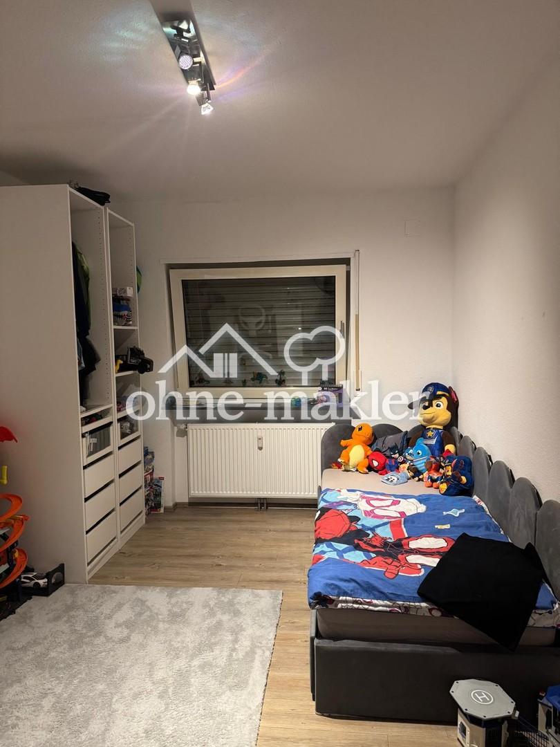Schöne 4,5 ZKB mit Gäste WC in ruhiger Lage - Foto 5