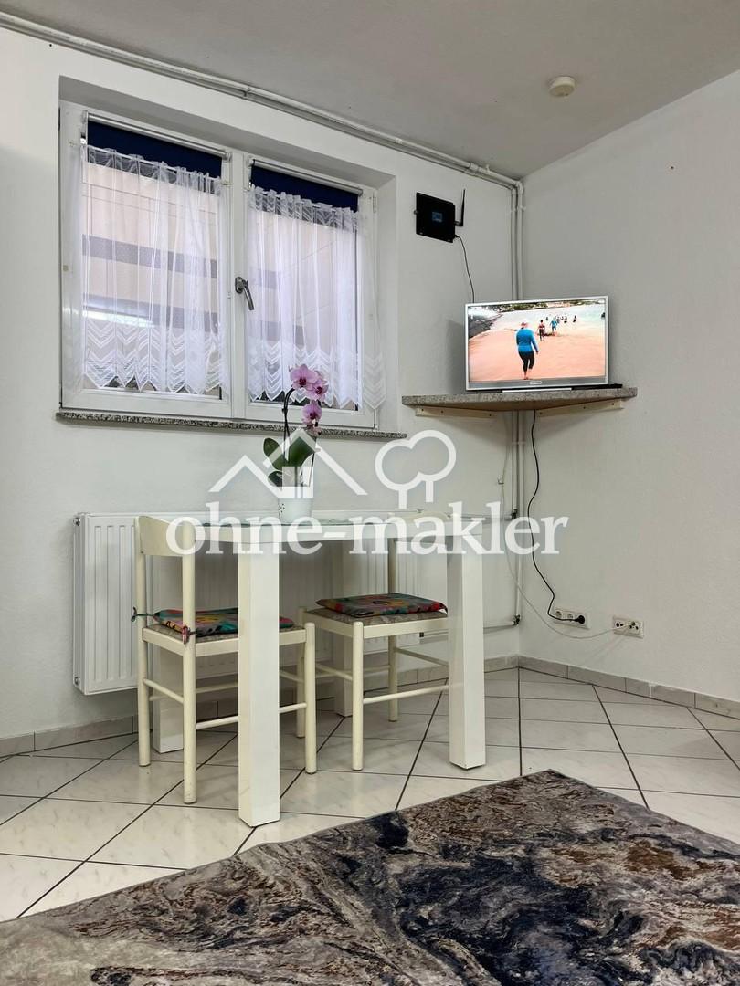 Modern Apartment mit Küche und Möbel in beste Lage - Photo 2