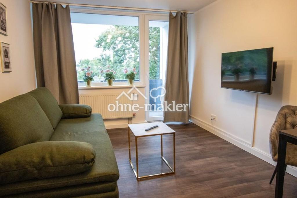 Voll möbliertes 2 1/2 Zimmer Apartment mit Balkon und High-Speed-Internet - Foto 2