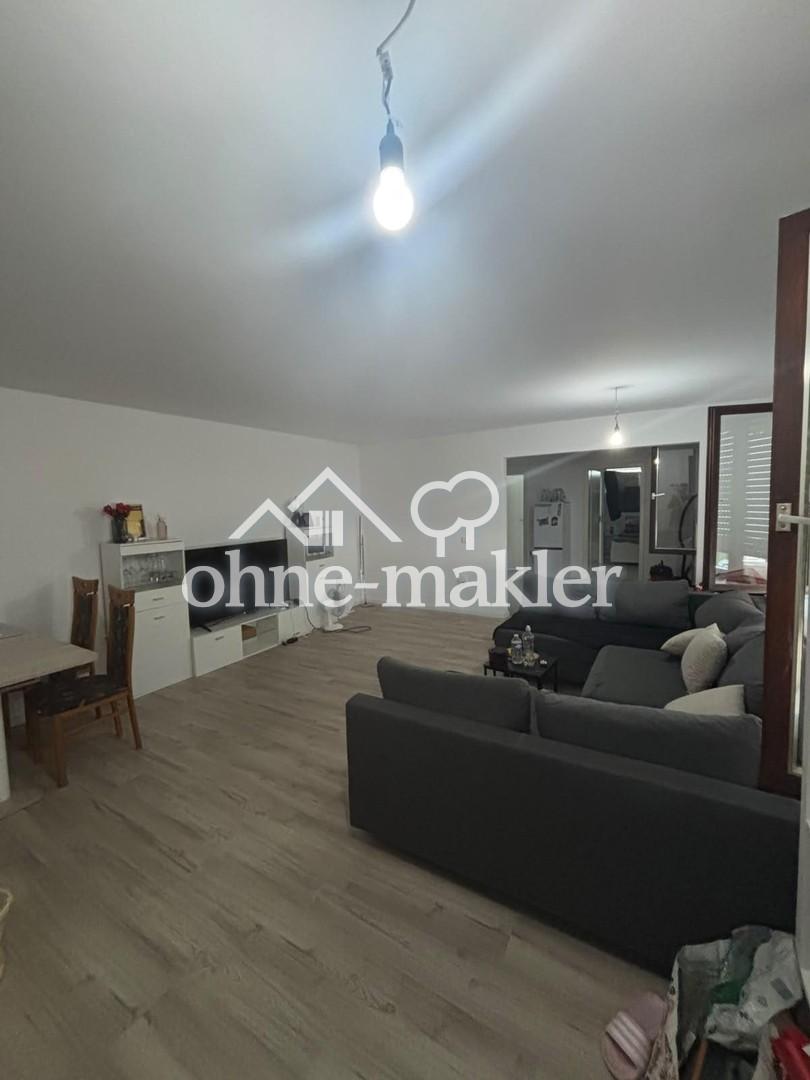 Helle 2-Zimmer-Wohnung, 75 m², kernsaniert, mit Terrasse und Garage - Photo 2